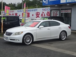 レクサス LS 460 Iパッケージ サンルーフ 20インチアルミホイール
