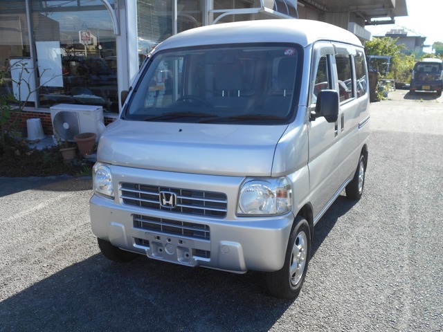 地域密着。親子三代、チャリンコからのスタートで現在に！！軽自動車、特にトラック、バン多数ありますよ！いろいろ置いてありますので気軽にどうぞ！！お問い合わせは、★フリーダイヤル「0078-6002-242727」まで★