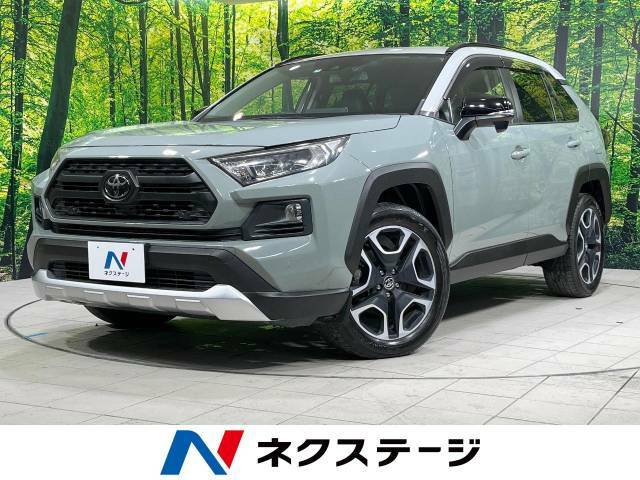 4WD　禁煙車　セーフティセンス　純正9型ナビ　バックカメラ　2トーン