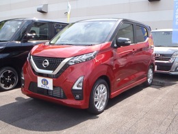 日産 デイズ 660 ハイウェイスターX ナビ取付P・AビュM・2トーン