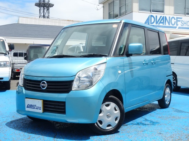 当店の中古車は、オートオークションから厳選して仕入れた後、店頭にてさらに第三者の評価検査を受けております。