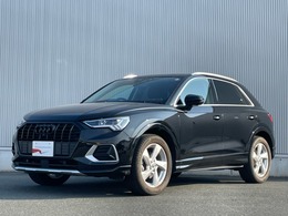 アウディ Q3 35 TFSI アドバンスト スマートフォンインターフェイス　革シート