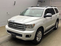 米国トヨタ セコイア SR5 5.7 V8 