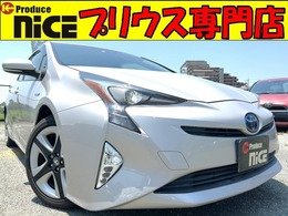 トヨタ プリウス 1.8 S ツーリングセレクション 衝突軽減ブレーキ 純正ナビ レザーシート