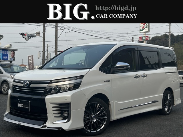 トヨタ ヴォクシー 1.8 ハイブリッド ZS 煌II 2017年 6.1万キロ