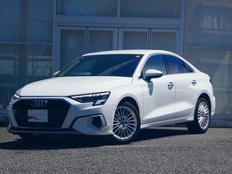 アウディ A3セダン 30 TFSI アドバンスト セレクション