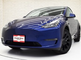 テスラ モデルY ロングレンジ AWD ガラスルーフ/白革シート/前後シートH