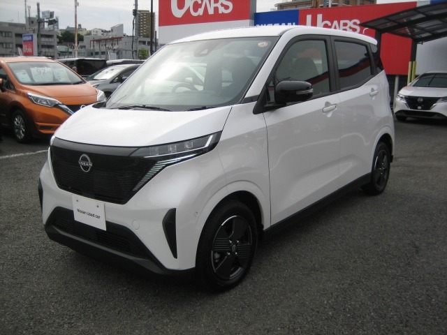 日産・電気自動車・人気のサクラ入荷致しました！