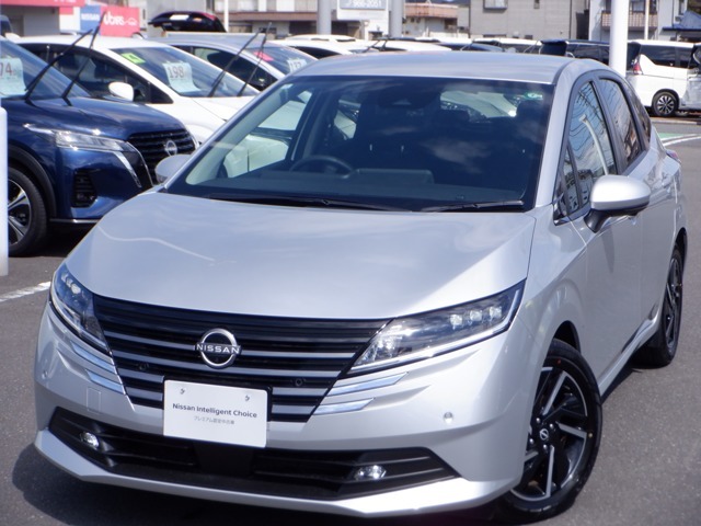 日産プリンス埼玉　ユ-カ-ズ越谷です♪　電話　0078-9711-034529　【フリ-ダイヤル無料】　日産認定クオリティショップとして、高品質な在庫物件の品揃えとお客様の笑顔のため、日々の活動を心がけております。