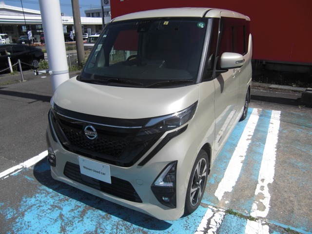 当店展示車両をご覧いただきありがとうございます！本車両は商談中の場合がありますので、お手数ですがご来店前に一度ご連絡お願い致します。