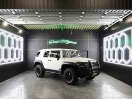 米国トヨタ FJクルーザー 4.0 4WD 