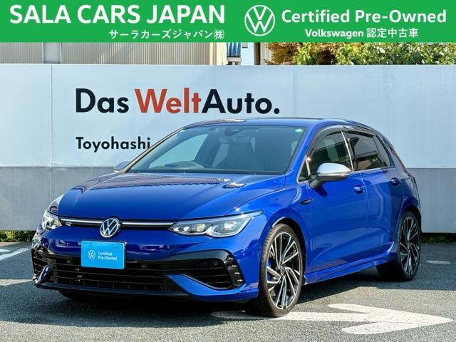 Golf R（ラピスブルーメタリック）