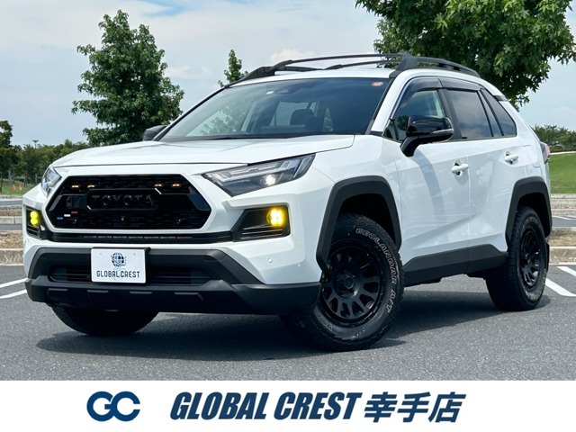 R5年式RAV4入庫致しました。国内での需要が高く、高品質の国産車両を中心に価格帯を極力抑えてご提供させて頂いております。当社では自社保証をご用意していますので、遠方のお客様もご安心くださいませ。
