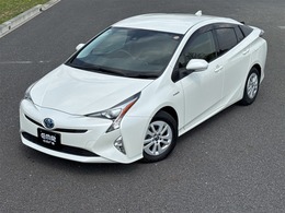 トヨタ プリウス 1.8 S 9インチナビ　ワンオーナー