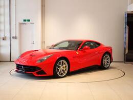 フェラーリ F12ベルリネッタ F1 DCT LEDステア ROSSO SCUDERIA イエローキャリ