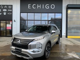 三菱 アウトランダー PHEV 2.4 G 4WD ワンオーナー　純正ナビ　全周囲モニター