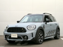 ミニ ミニクロスオーバー クーパー S E オール4 アンテイムド エディション 4WD ハイランドグリーンレザー