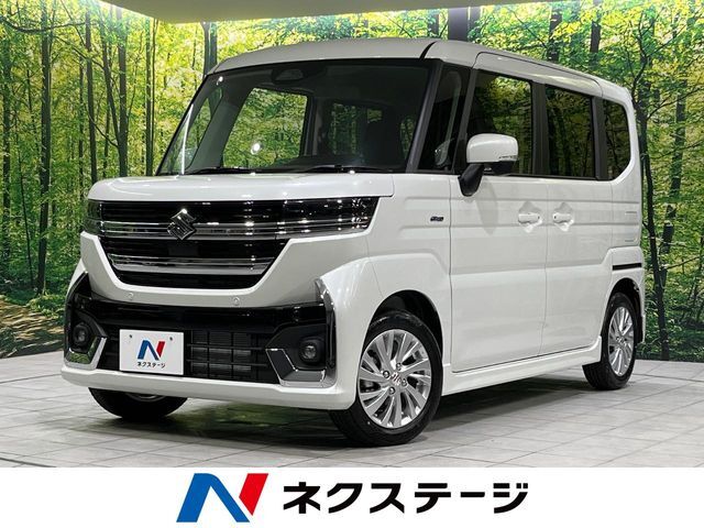 4WD　届出済未使用車　電動スライド　衝突軽減装置　アダプティブクルーズ