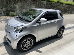 iQ