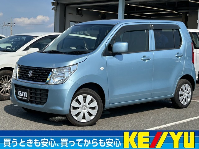 禁煙車/キーレス/盗難防止機能/純正オーディオプレイヤー/CD/ラジオ/アイドリングストップ/シートヒーター/ヘッドライトレベライザー/フロアマット/サイドバイザー/電格ミラー/ABS/スペアキー