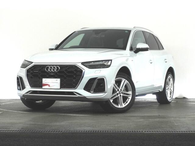 2001年オープン。　Audi正規ディーラーとして最も歴史のあるAudi 江戸川は、2フロアに分かれるガラス張りのショールームです。