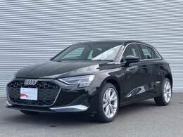 アウディ A3スポーツバック 30 TFSI アドバンスト パーシャルレザー　TVチューナー　リヤビュ
