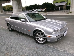 ジャガー XJ XJ8 L 3.5 リアエンターテイメントシステム