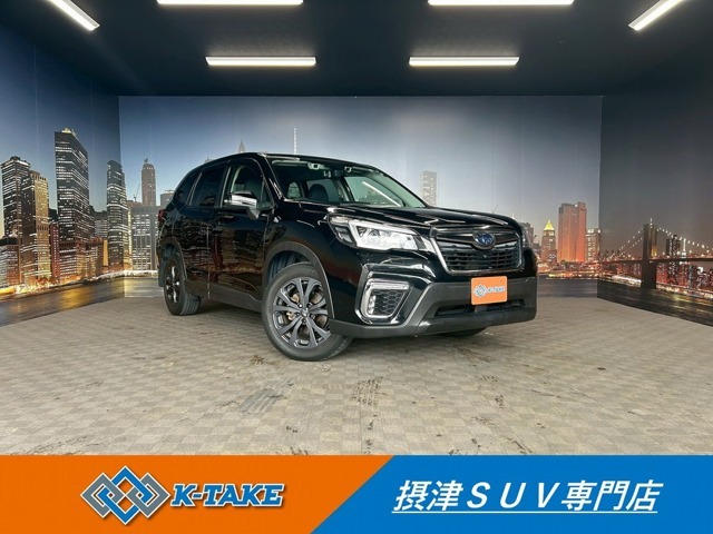 （禁煙車）（ワンオーナー）（アイサイト）（黒半革シート）（メーカーナビ）（レーダークルーズ）（パワーシート）（シートメモリー）（全席シートヒーター）（パドルシフト）（ETC）（社外17インチAW）