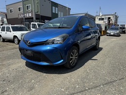 トヨタ ヴィッツ 1.3 F 4WD 