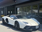 LP780-4 ウルティメ 4WD