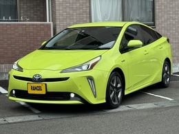 トヨタ プリウス 1.8 S ツーリングセレクション 禁煙車・純正革調シート・シートヒーター・