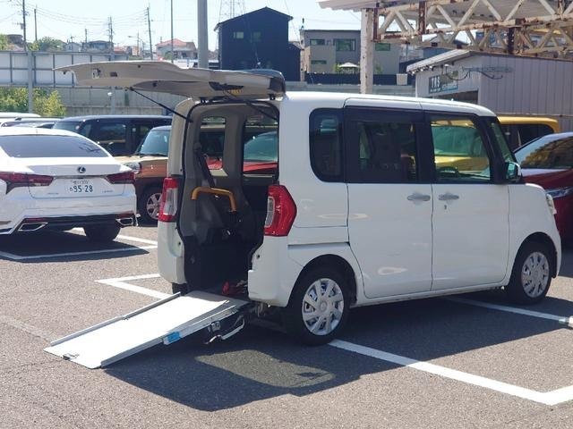 九州運輸局指定工場になります。車検、整備、お車の事なら何でもお任せ下さい♪