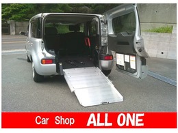 日産 キューブ チェアキャブ　スロープタイプ サードシートタイプ