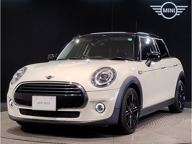 MINIクーパーD5ドア ピカデリーエデMINIが入庫しました。