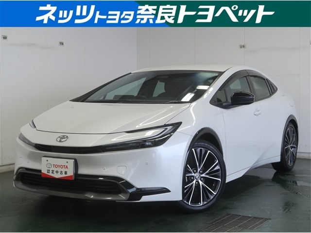 低燃費で環境にもやさしいハイブリッド車です。トヨタ専用診断機器でハイブリッドシステムを綿密に点検してあります！