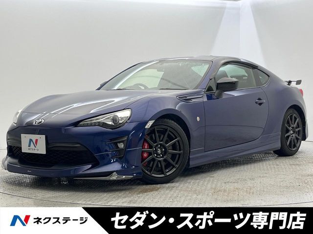 バックカメラ　クルーズコントロール　Brembo製ブレーキキャリパー