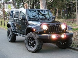 ジープ ラングラー 新車2012アンリミテッド　サハラ　2.8CRD 直噴ターボディーゼル Nox規制解除