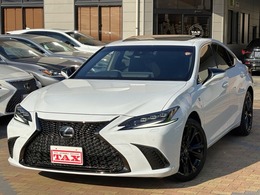 レクサス ES 300h Fスポーツ 後期　パノラミックビュー　デジタルミラー