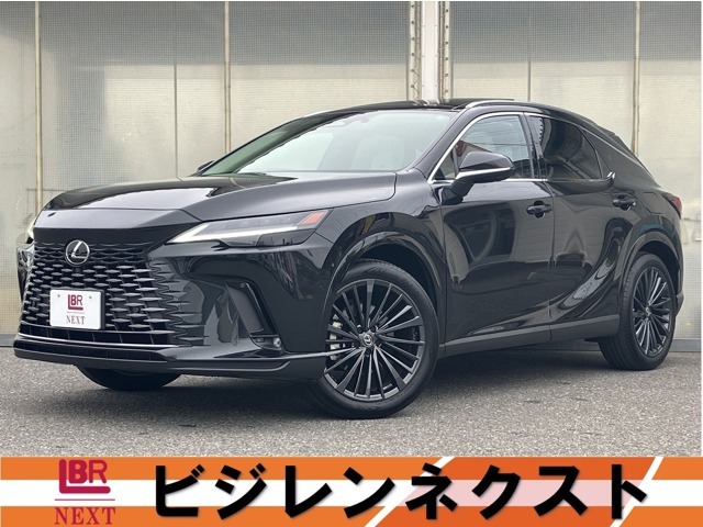 人気のパノラマルーフやデジタルインナーミラー等、充実装備のレクサスRXをご紹介♪
