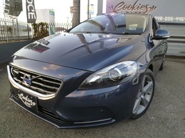ボルボ V40 T4 SE キセノン　シティセーフティ　スマートキー