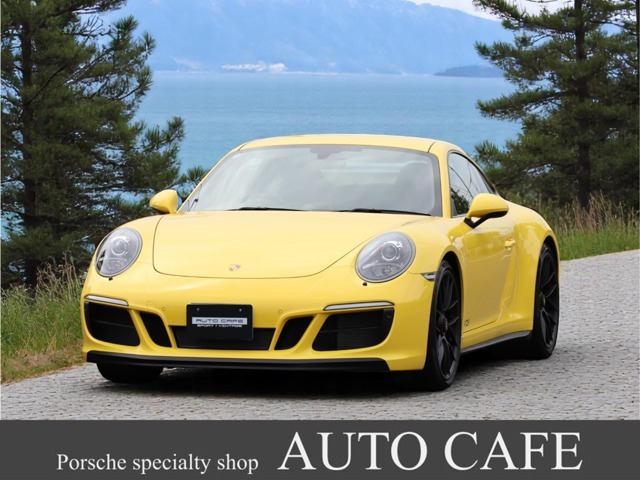 低走行の1オーナー車両【レーシングイエロー】の991.2カレラGTSが入庫致しました。装備など、より詳細な内容はホームページにございます。オートカフェで検索下さい。
