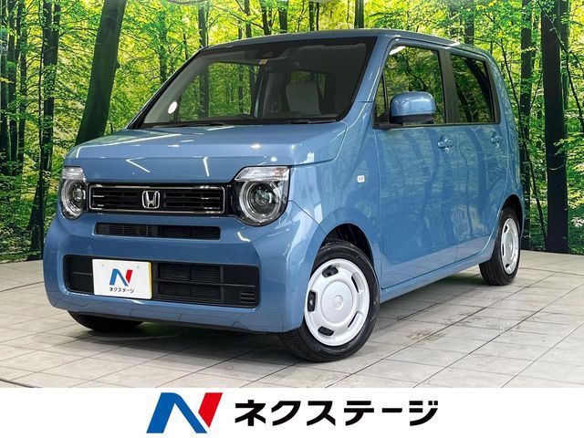 アダプティブクルーズ　禁煙車　バックカメラ　ETC　シートヒーター