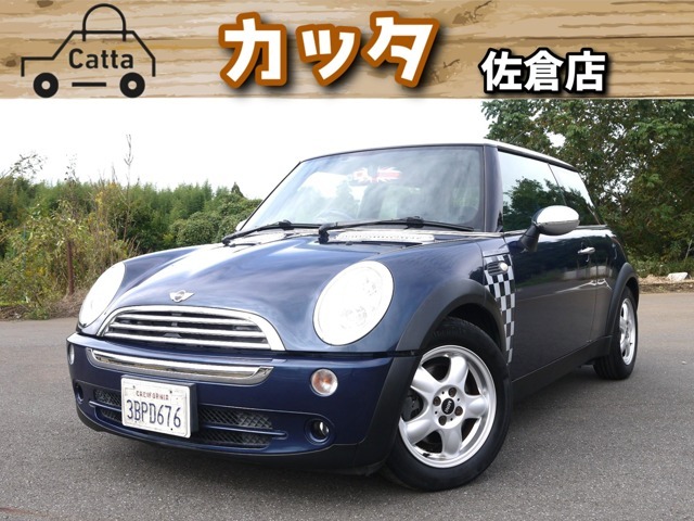 特別仕様車で皆様にお届け！ミニ、チェックメイトが入庫しました！下取で入庫した一台で、ノーマルのクーパーをベースにスポーティ仕様に味付けした自慢の一台です！