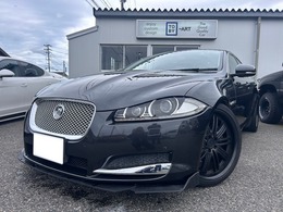 ジャガー XF 2.0 プレミアム ラグジュアリー 