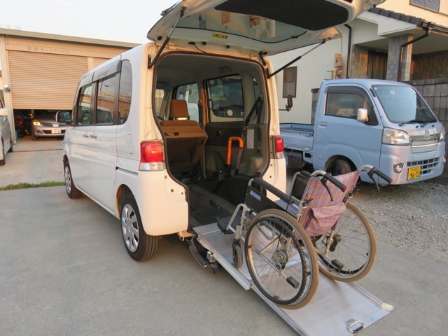 福祉車両　本体非課税