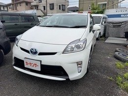 トヨタ プリウス 1.8 S 
