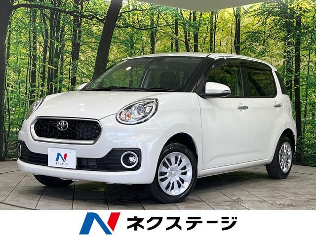 4WD　純正SDナビ　バックカメラ　衝突被害軽減システム　禁煙車