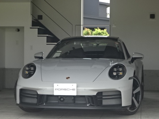 911カレラ PDK　正規ディラー車　992-2　スペシャルカラー