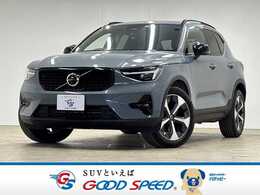 ボルボ XC40 アルティメット B4 AWD ダーク エディション 4WD ワンオーナー　ハーマンカードン　後期ナビ
