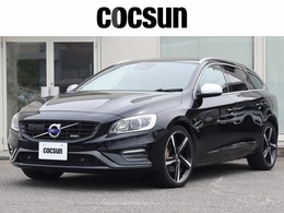 ボルボ V60 T6 AWD Rデザイン 4WD 19インチAW　スポーツレザーシート　禁煙車